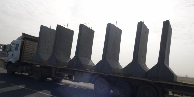 Nusaybin'de Suriye sınırına 3 metre beton duvar