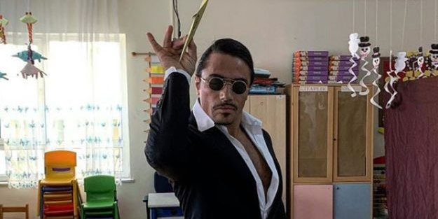 Nusret oyunu saltbae hareketiyle kullandı