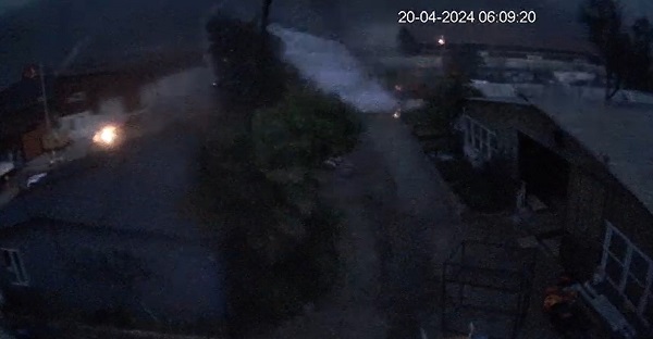 O anlar saniye saniye kaydedildi! Marmaris'te çatılar uçtu