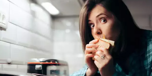 O araştırma sonuçları: İnsanlar yılda 37 saat bakın ne düşünüyor