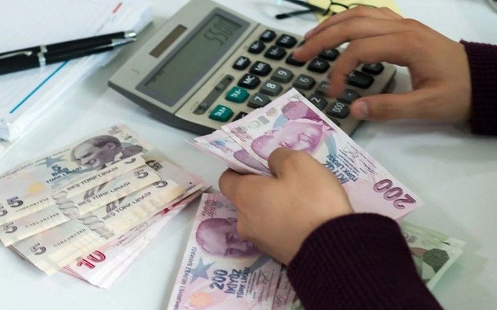 O asgari ücret iddiası gündeme oturdu! Kulağı delik isim, “Erdoğan şok bir hamle ile o rakamı verecek” deyip tüm Türkiye’ye duyurdu