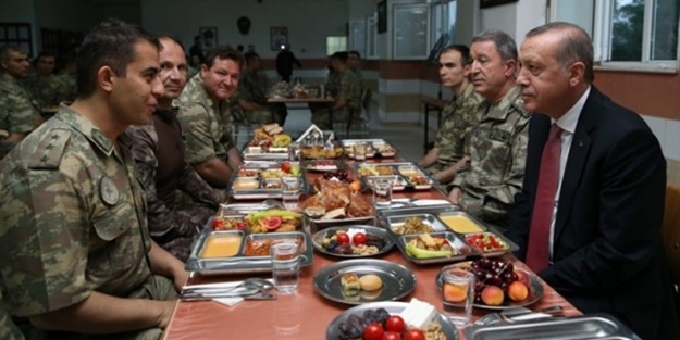 O asker bakın kimmiş!
