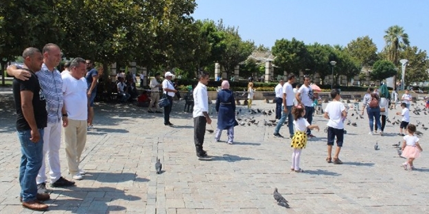 O babaların bayramı buruk geçiyor! "Evlatlarımla bayram namazına bile gidemiyorum"