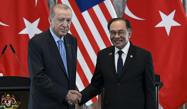 O başbakan Erdoğan için böyle konuştu! Dünya Müslüman alemin lideri