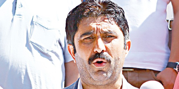 O bina 4 katlı inşaat çıktı