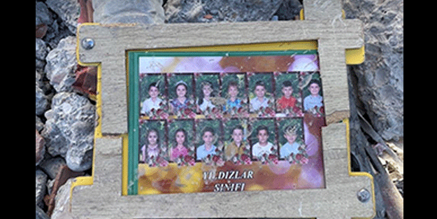 O caddelerde artık acının izleri var! Maraş, hâlen enkazlarda atan 'kahraman kalp' arayışında