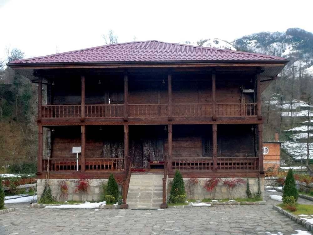 O cami restore edilecek