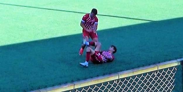 O futbolcu takımdan kovuldu