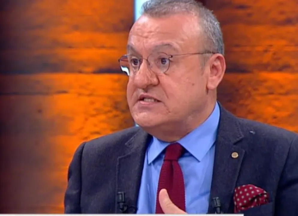 O gelişme, Davutoğlu'nun tetikçisini deliye döndürdü! Adam çıldırdı, çıldırdı