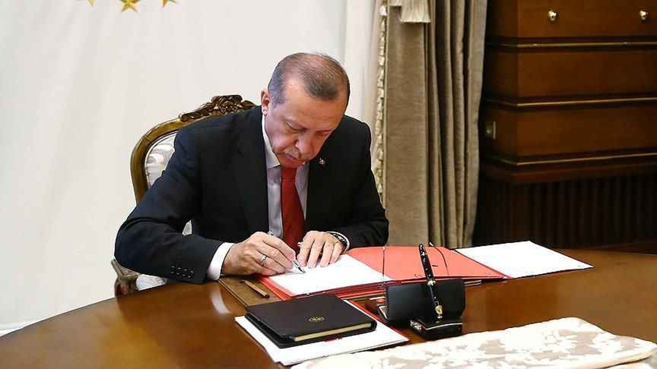 O gelişme sonrası flaş haber geldi: Erdoğan o 5 ismi görevden aldı
