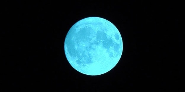 O gün ay masmavi olacak!