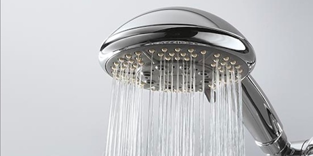 O hastalık duş başlığından bulaşıyor!