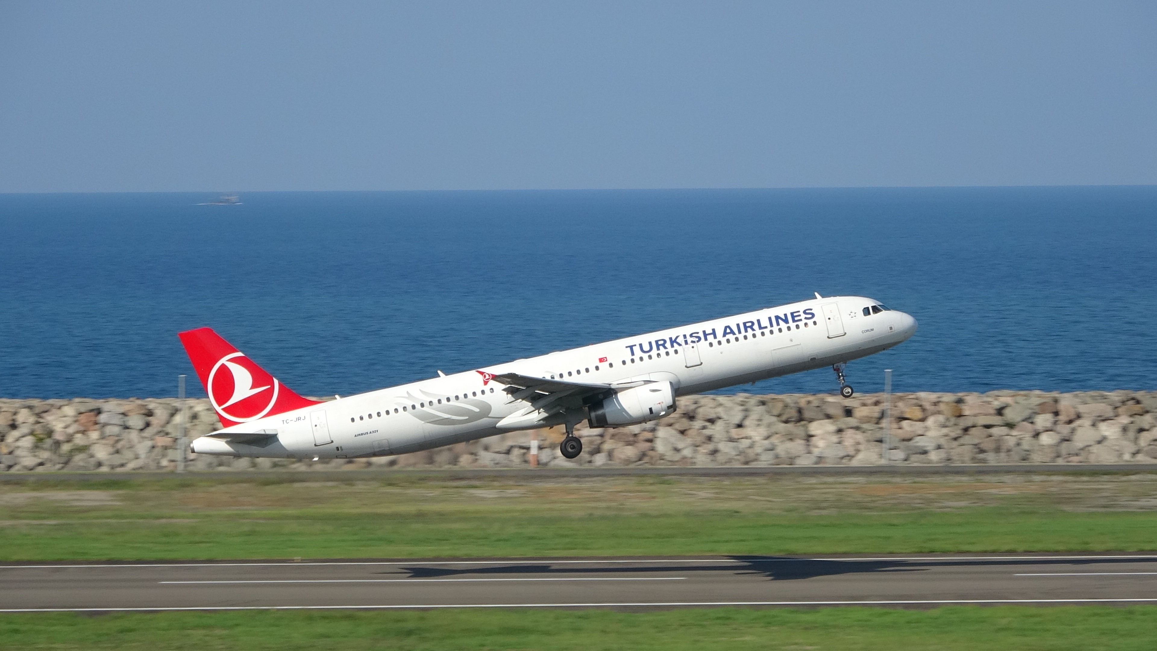 O havalimanı 50 gün uçuşlara kapanıyor!