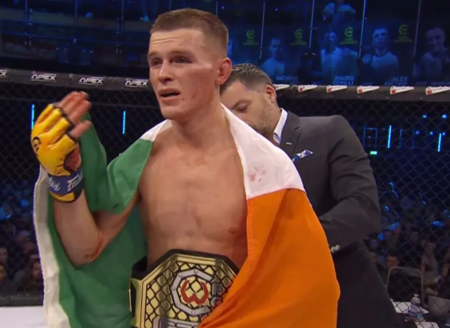 O içimizdeki İrlandalılardan değil. İsrail askerini yendi ringde Filistin bayrağı açtı