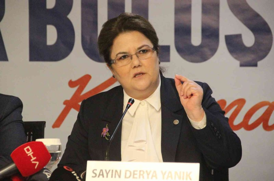 O iddia ortalığı karıştırdı! Bakan hanım, o isimle çok fena kapıştı