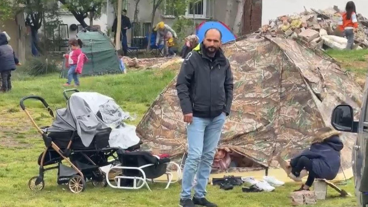 O ilçede vatandaşlar parka çadır kurdu