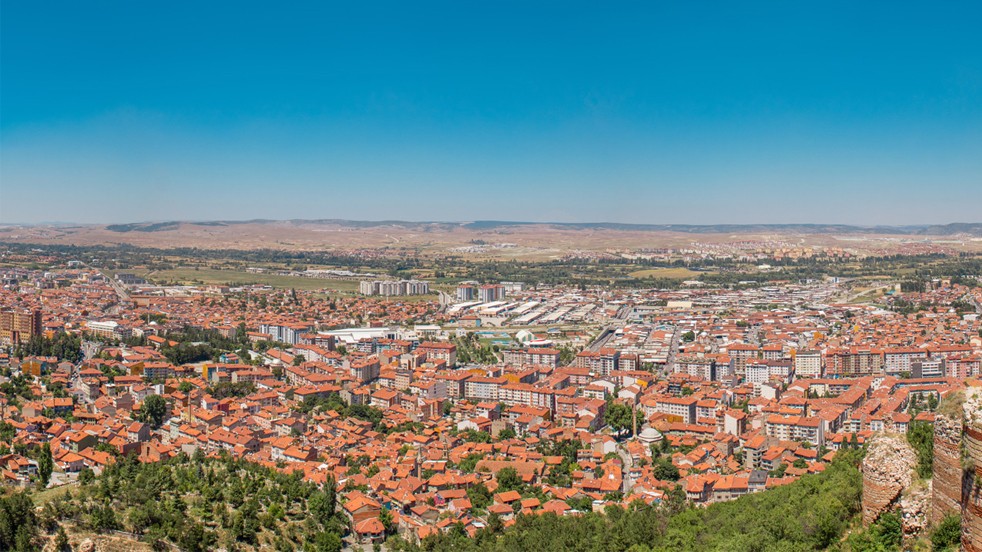 O ilde fabrikalar çalıştıracak işçi bulamıyor! Hindistan’dan işçi getirdiler