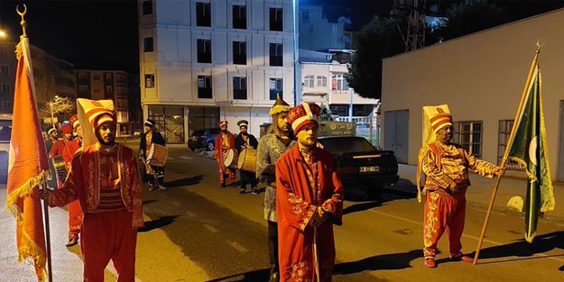 O ilde sahura mehter takımı kaldırıyor!