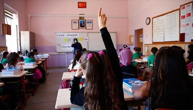 O ilde yüz yüze eğitime 5 gün ara verildi