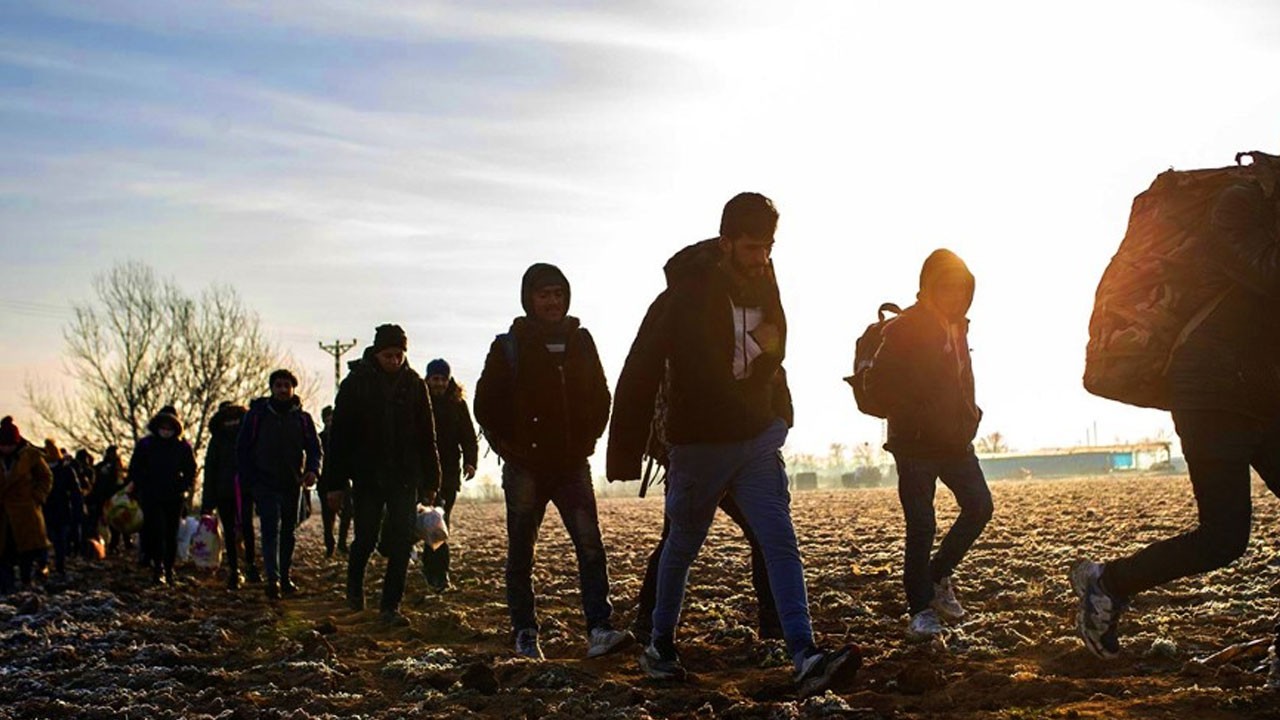 O ilimizde 6 kaçak göçmen yakalandı