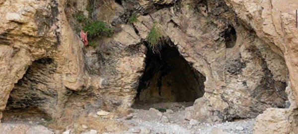 O ilimizde bulunuyor! Herkes bu gizemli mağaranın içindekileri konuşuyor! Gizli geçitle…