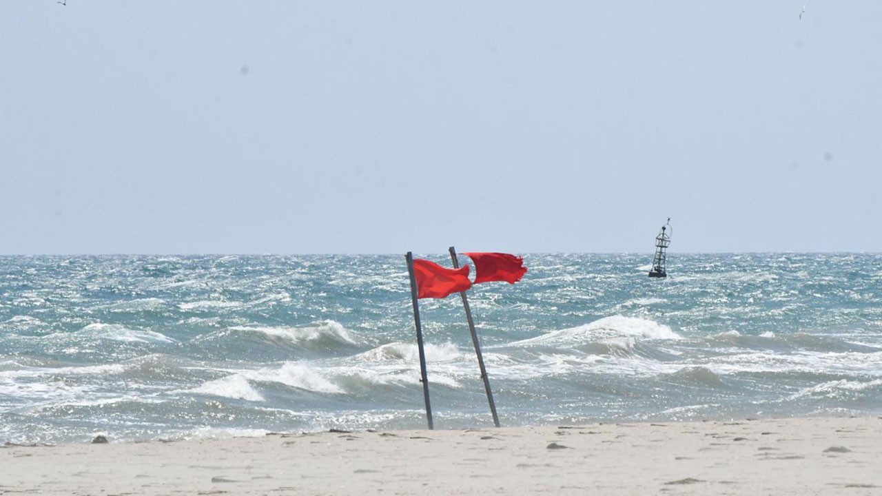 O ilimizde denize girmek 3 gün yasaklandı