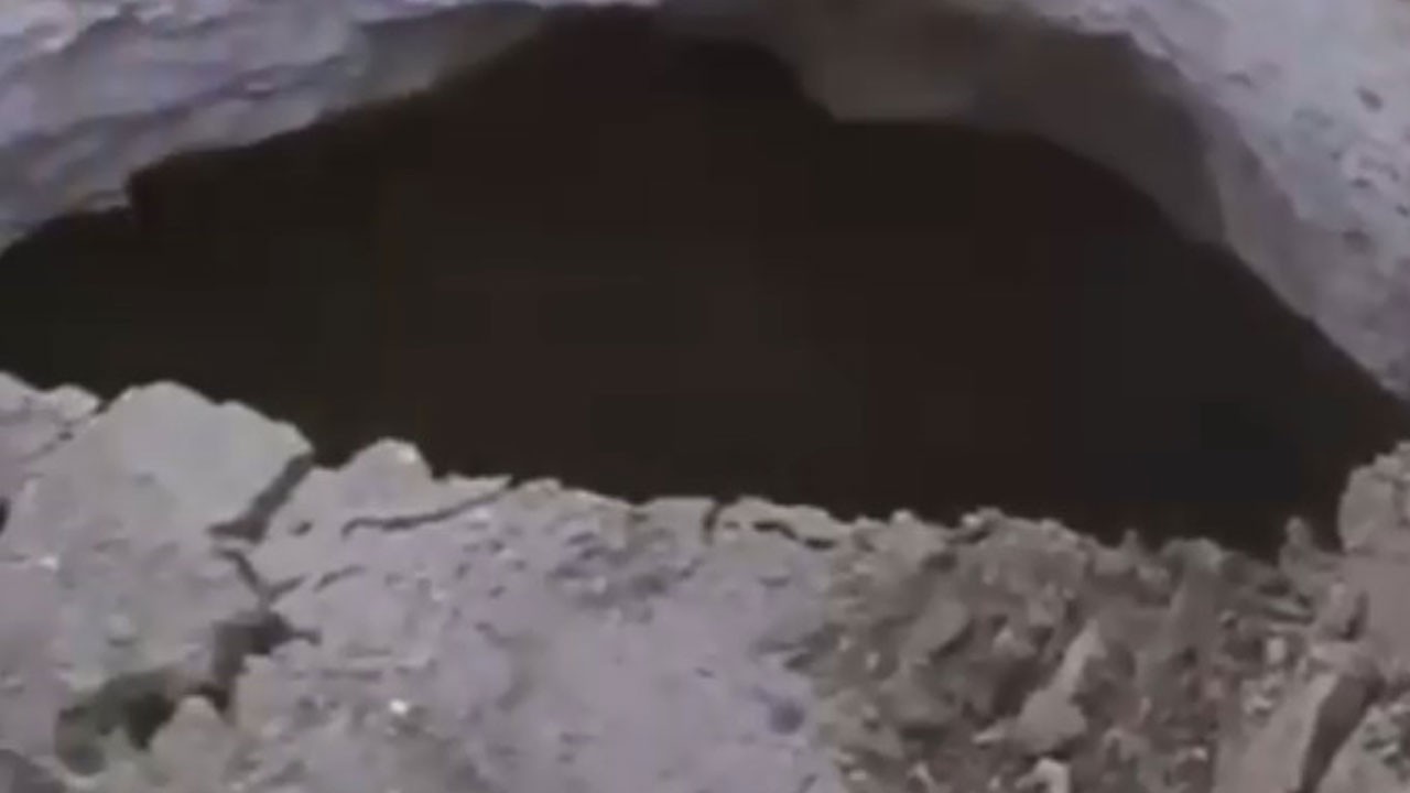 O ilimizde dev obruk paniği