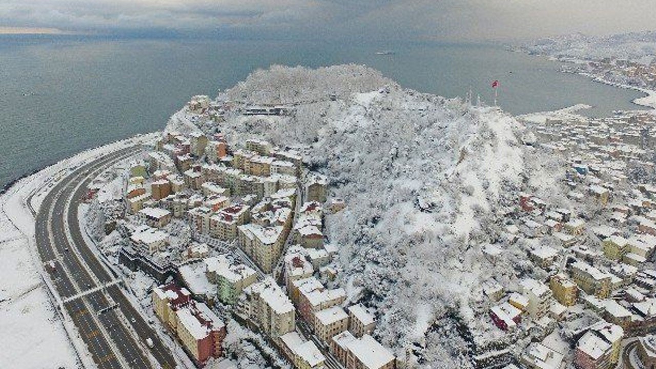 O ilimizde eğitime kar engeli! 1 gün ara verildi