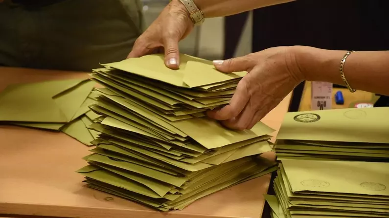 O ilimizde oylar yeniden sayıldı! Sonuç bakın ne oldu