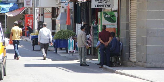 O ilimizde sosyal mesafeye uyulmadı: 6 günde 200 yeni vaka ortaya çıktı