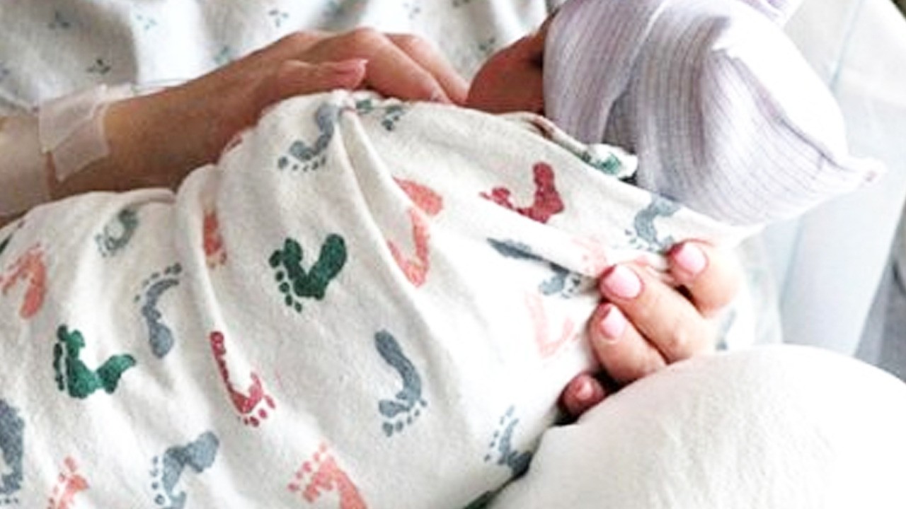 O kadın doğurdu ama yeni doğan bebekle kan bağı yok! Benzeri görülmemiş skandal