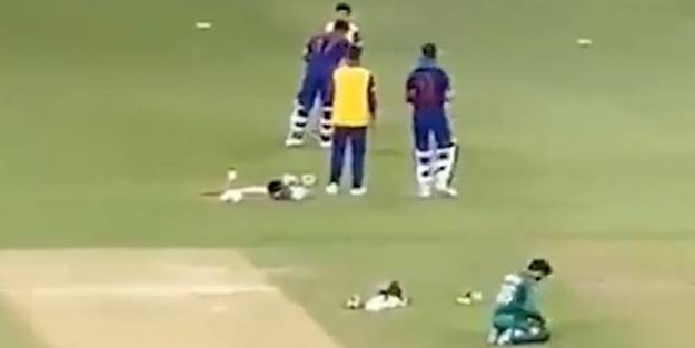 O karşılaşmada alkış alan fotoğraf! Maç sırasında namaz kıldı