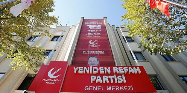 O kritik ilde Fatih Erbakan'a soğuk duş! Yeniden Refah'tan istifa edip AK Parti'ye katıldılar