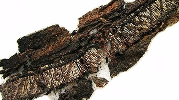 O mezarlarda çıktı! 'Allah' ve 'Ali' yazıyor...