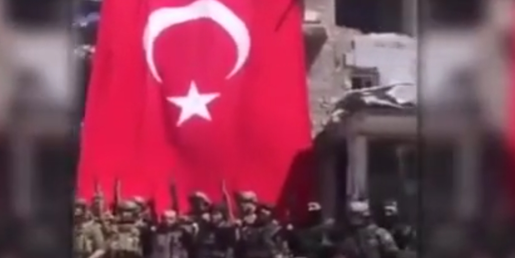 'O mübarek bayrak işte bu bayrak'
