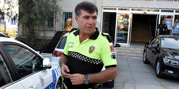 O polisten 80 milyona ders gibi sözler: Türk insanı ne yapması gerekiyorsa onu yaptım