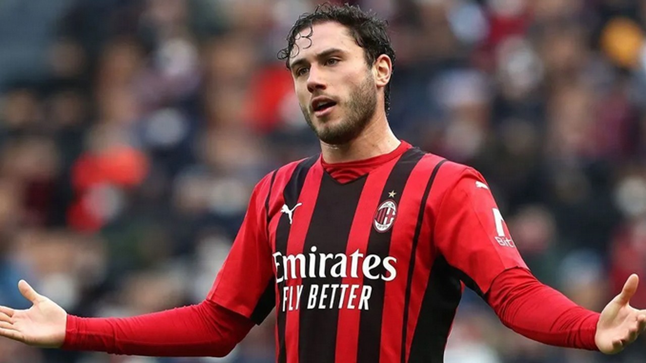 O sağ beki çöpe attılar: Son dakika telefonu Galatasaray’ı teyakkuza geçirdi: İtalyanlar ifşa etti: Hiç hesapta olmayan sinsi gelişme…