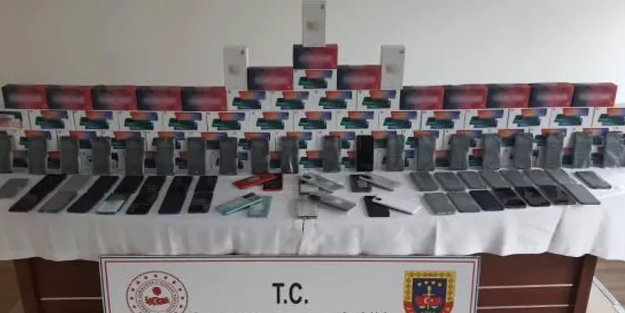 O şehirde 535 kaçak cep telefonu ele geçirildi!