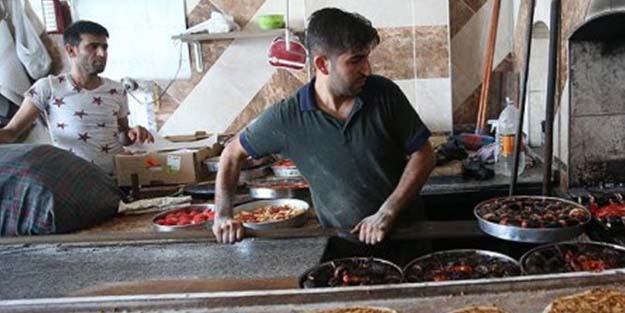 O şehirde iftar yemeklerini fırıncılar pişiriyor!