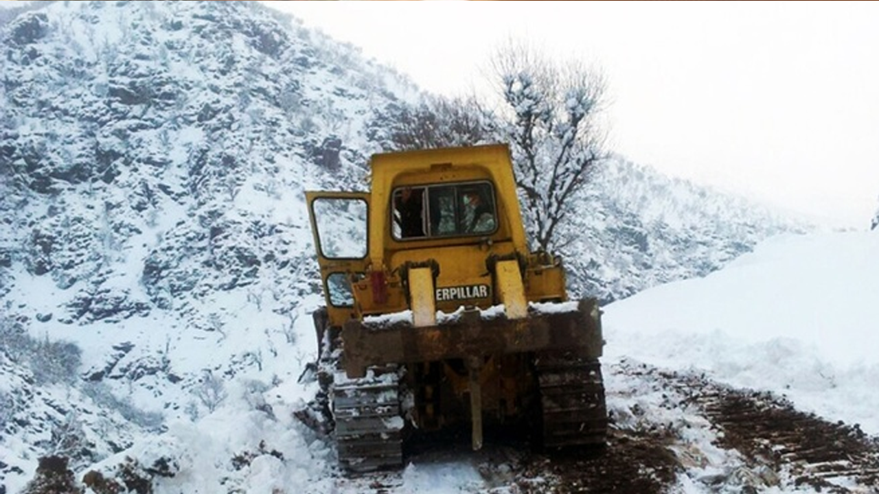 O şehirde kar nedeniyle 7 köy yolu ulaşıma kapandı