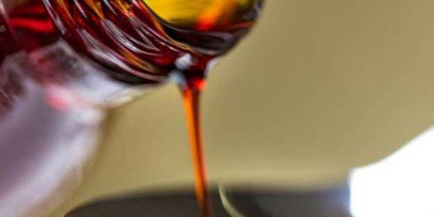 O ülke Hint üretimi ile karıştı: 141 çocuk öldü! Hindistan bazı öksürük şuruplarını yasakladı