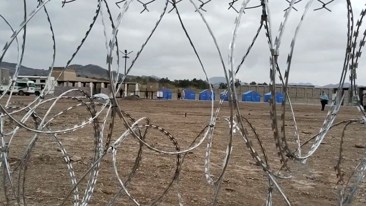 O ülke yüz binlerce Afgan'ı sınır dışı etmeye hazırlanıyor