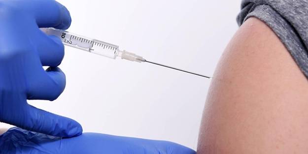 O ülkede 450 bin doz aşı çöpe gidebilir! Acil talimat gönderdiler