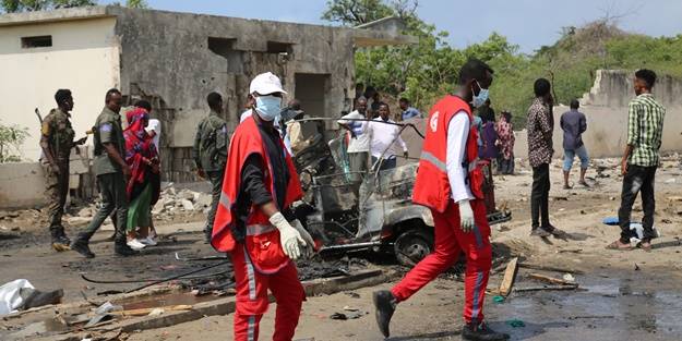 O ülkede bombalı saldırı! Ölü ve yaralılar var