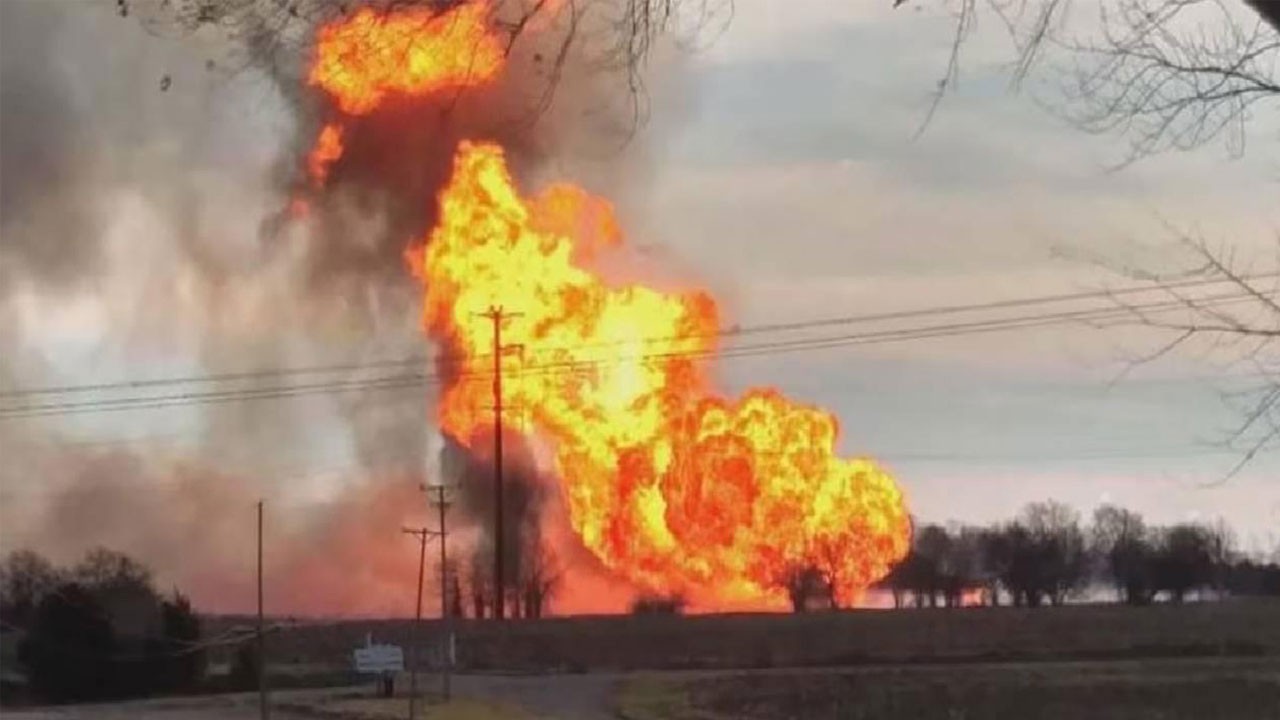 O ülkede doğal gaz boru hattında yangın! 3 kişi öldü