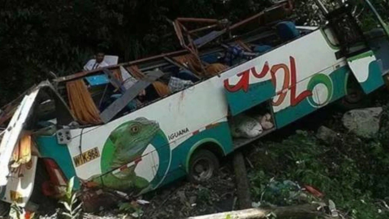 O ülkede facia: 10 kişi öldü