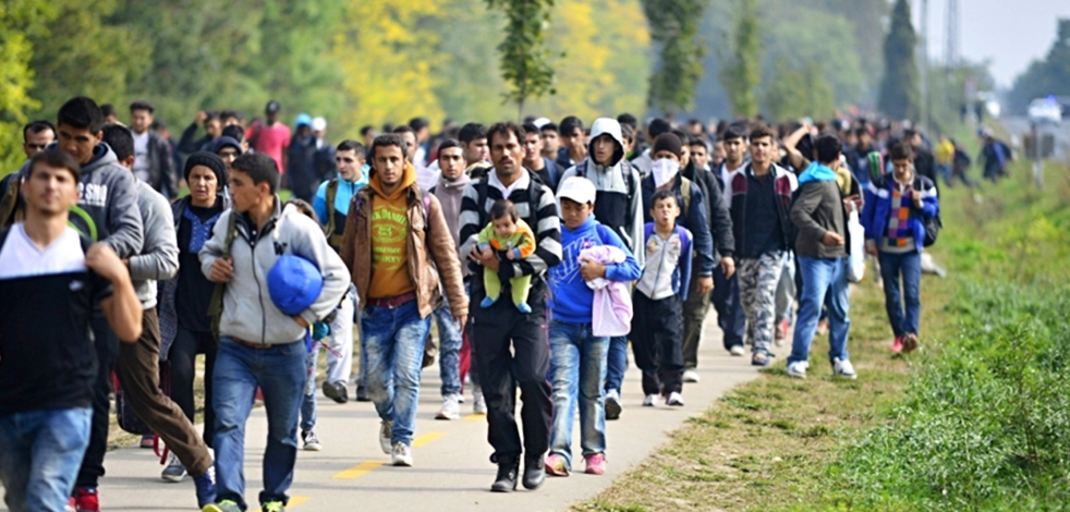 O ülkede göçmenleri engellemek için OHAL ilan edildi