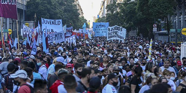 O ülkede halk IMF'ye karşı resmen ayaklandı!