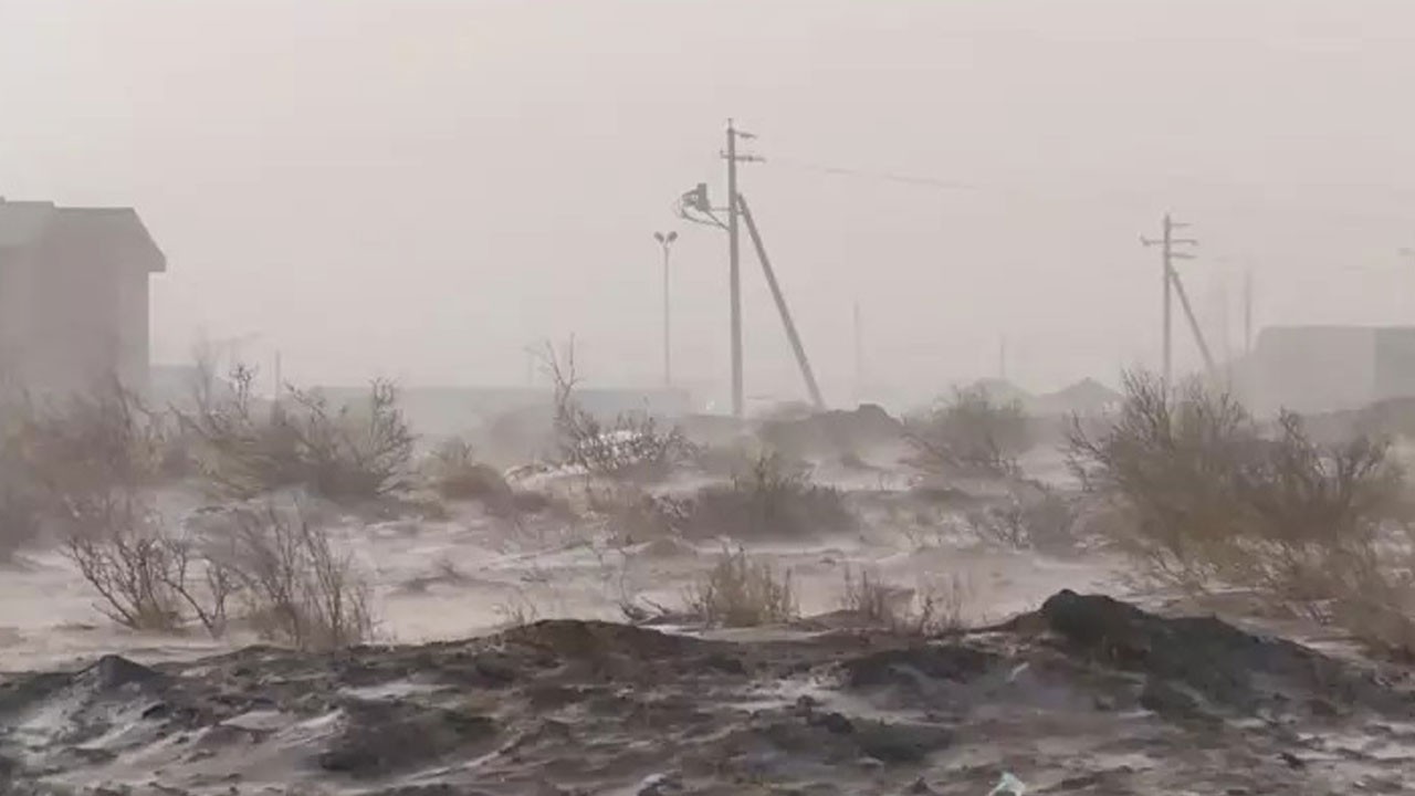 O ülkede hayat durdu! Okullar tatil oldu