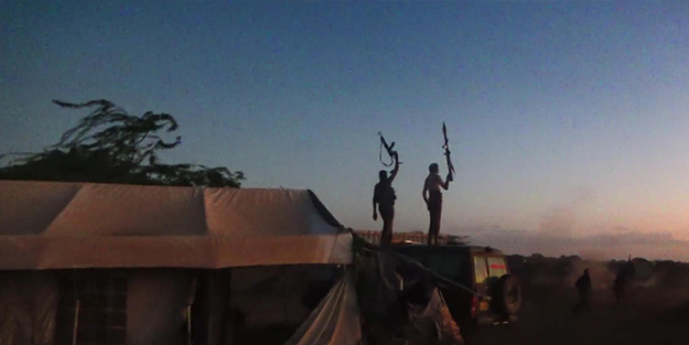 O ülkede maaşlarını az bulan askerler cephe hattını terk etti